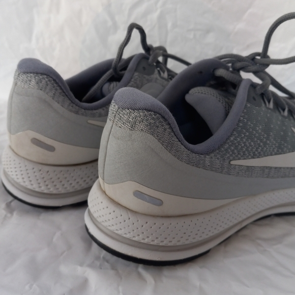 Nike Air Zoom Vomero 13 Running Shoes Cool Gray/White Rare 922909-003 Sz 8 - Picture 7 of 12